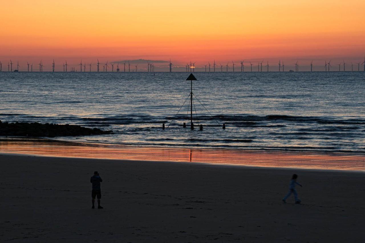 Haven Caravan: Dog-friendly Retreat In Holiday home Prestatyn