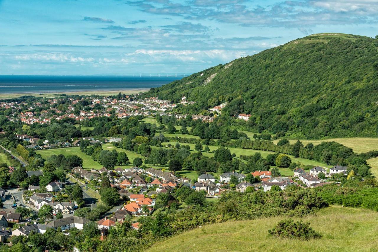 Haven Caravan: Dog-friendly Retreat In *