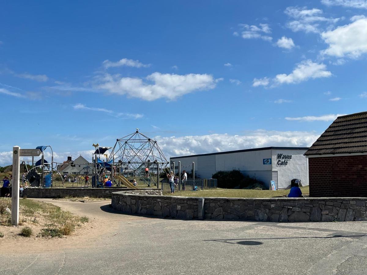 Holiday home Haven Caravan: Dog-friendly Retreat In